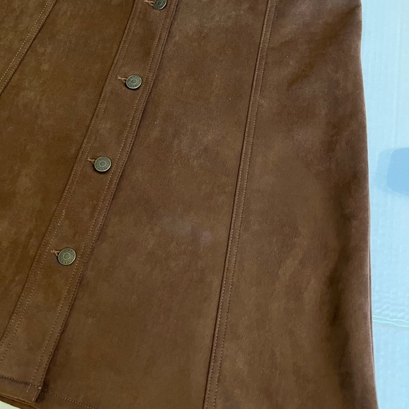 Chaps Brown Faux Suede A-Line Skirt Size 8 - Picture 6 of 10